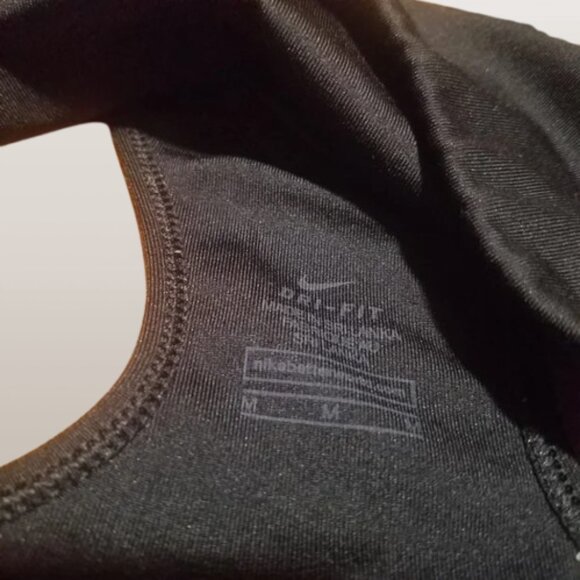 Nike Athletic Racerback Sports Bra with White Trim Black Shorts Combo Set - Picture 3 of 10